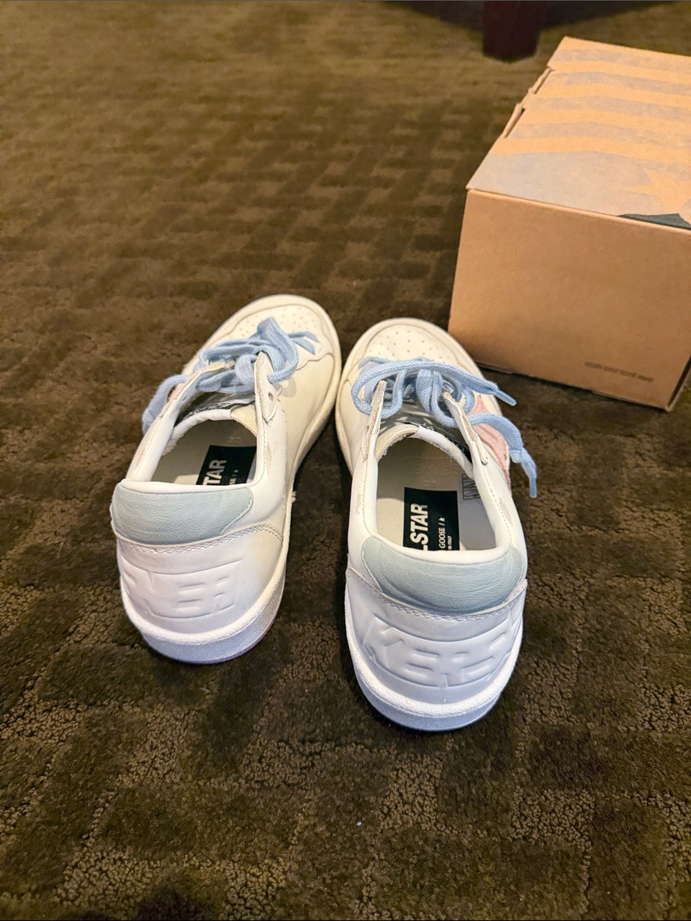 Golden Goose White Leather Sneakers with Pink Star and Light Blue Laces - Picture 4 of 5